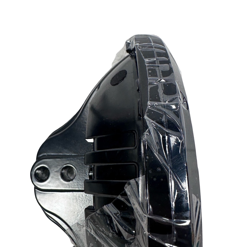 ProAutoCo 7 Inch Round LED Projector Motorcycle Headlight 12V DC Black H4 Plug - Picture 7 of 11